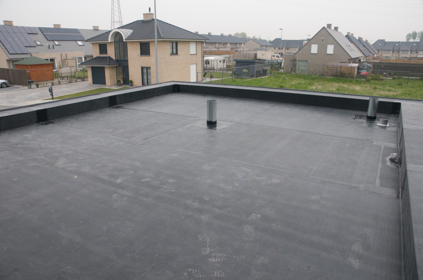 platte daken dakwerken regio Limburg
